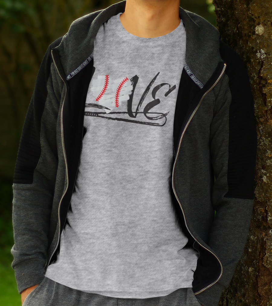 Love Baseball Bat Heart Stitching T-Shirt