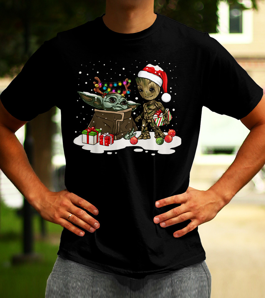Baby Yoda And Baby Groot Christmas Santa Hat Lights T-Shirt