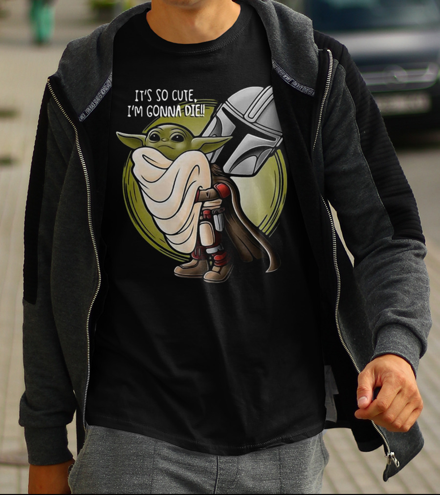 It's So Cute I'm Gonna Die Baby Yoda Hug With Mandalorian Helmet T-Shirt