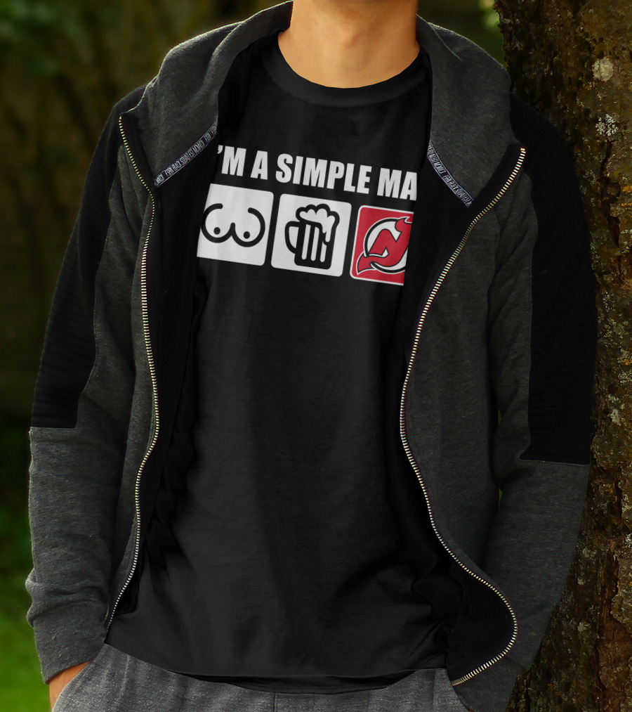 I'm A Simple Man Beer New Jersey Devils T-Shirt