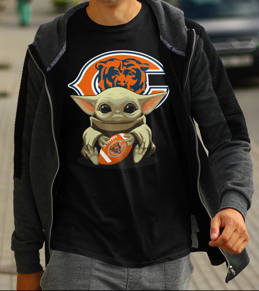 Baby Yoda Chicago Bears Football T-Shirt