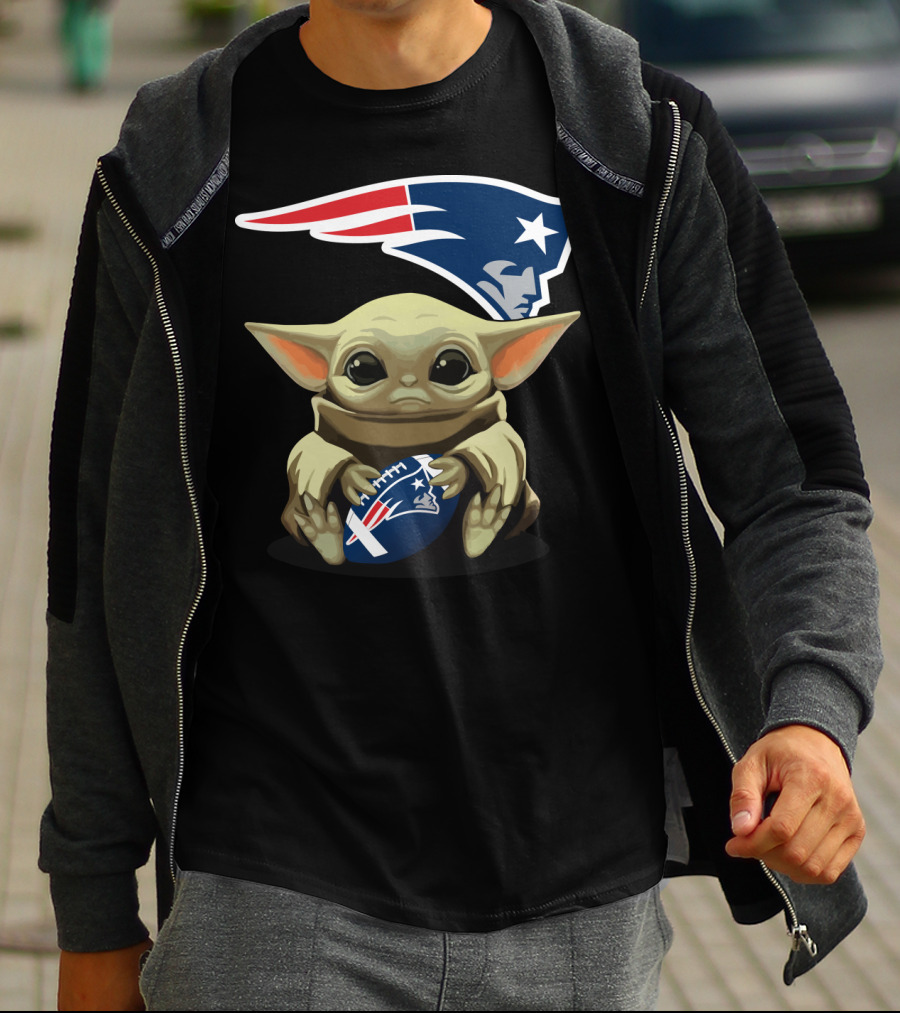 Yoda Baby Patriots Football Star Wars Crossover T-Shirt