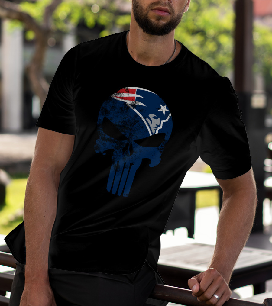 New England Patriots Skull Punisher Logo Fusion T-Shirt