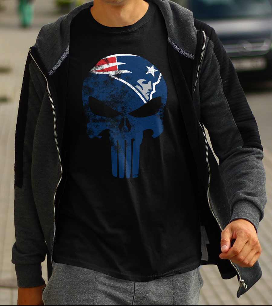 New England Patriots Skull Punisher Logo Fusion T-Shirt