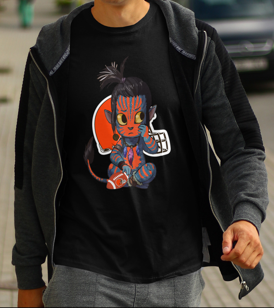 AVATAR BROWNS ALIEN CREATURE WITH FOOTBALL AND HELMET T-Shirt