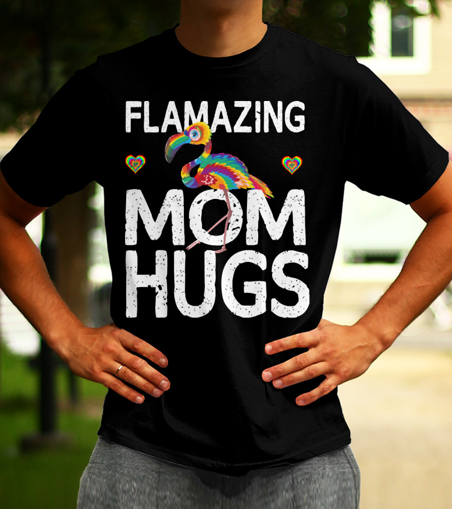 FLAMAZING MOM HUGS Colorful Rainbow Flamingo Hearts T-Shirt