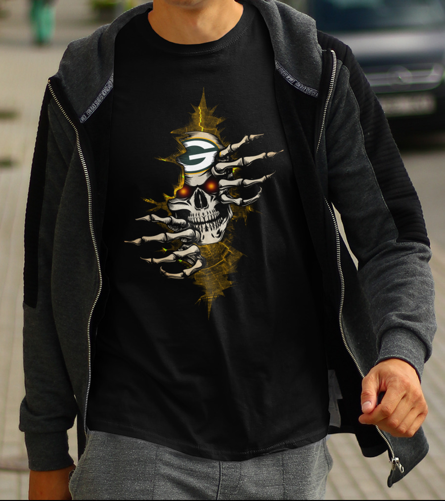 SKULL PACKERS GREEN BAY FOOTBALL SKELETON HAND T-Shirt