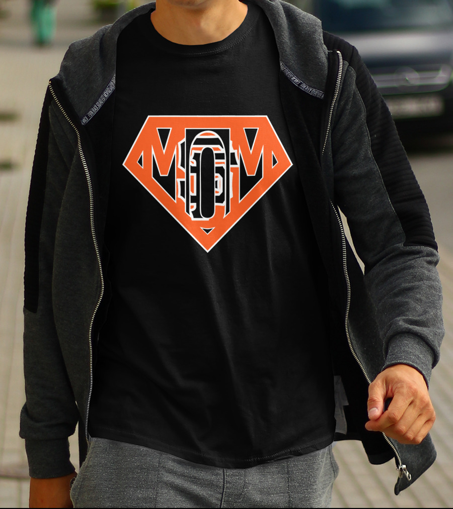 Super Mom Sf Giants Logo Badge T-Shirt