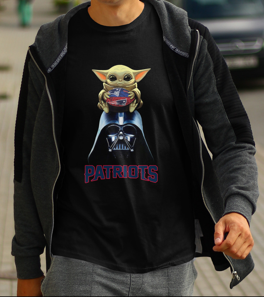 Darth Vader Baby Yoda Holding New England Patriots Football T-Shirt