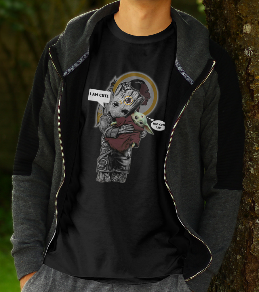 WR 010 NFL YodaST I Am Cute Too Cute I Am Baby Characters Hugging T-Shirt