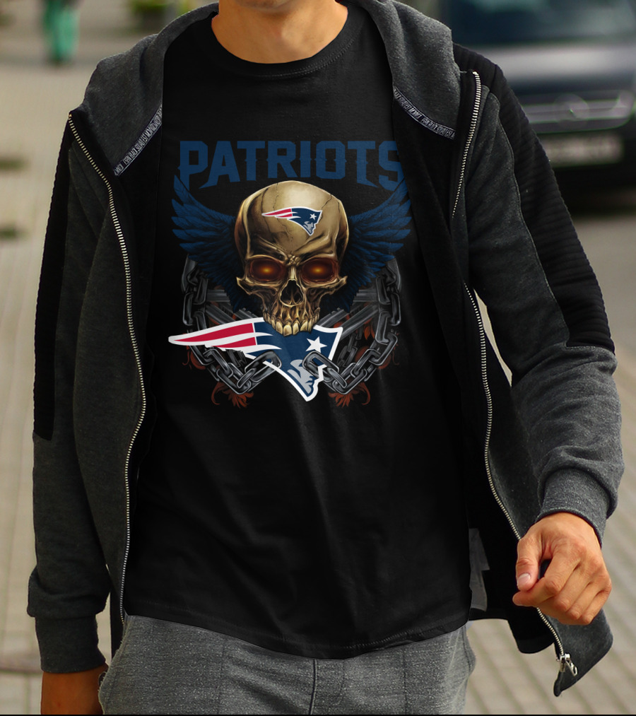 Patriots Skull With Wings And Chains Nfl New England Patriots T-Shirt