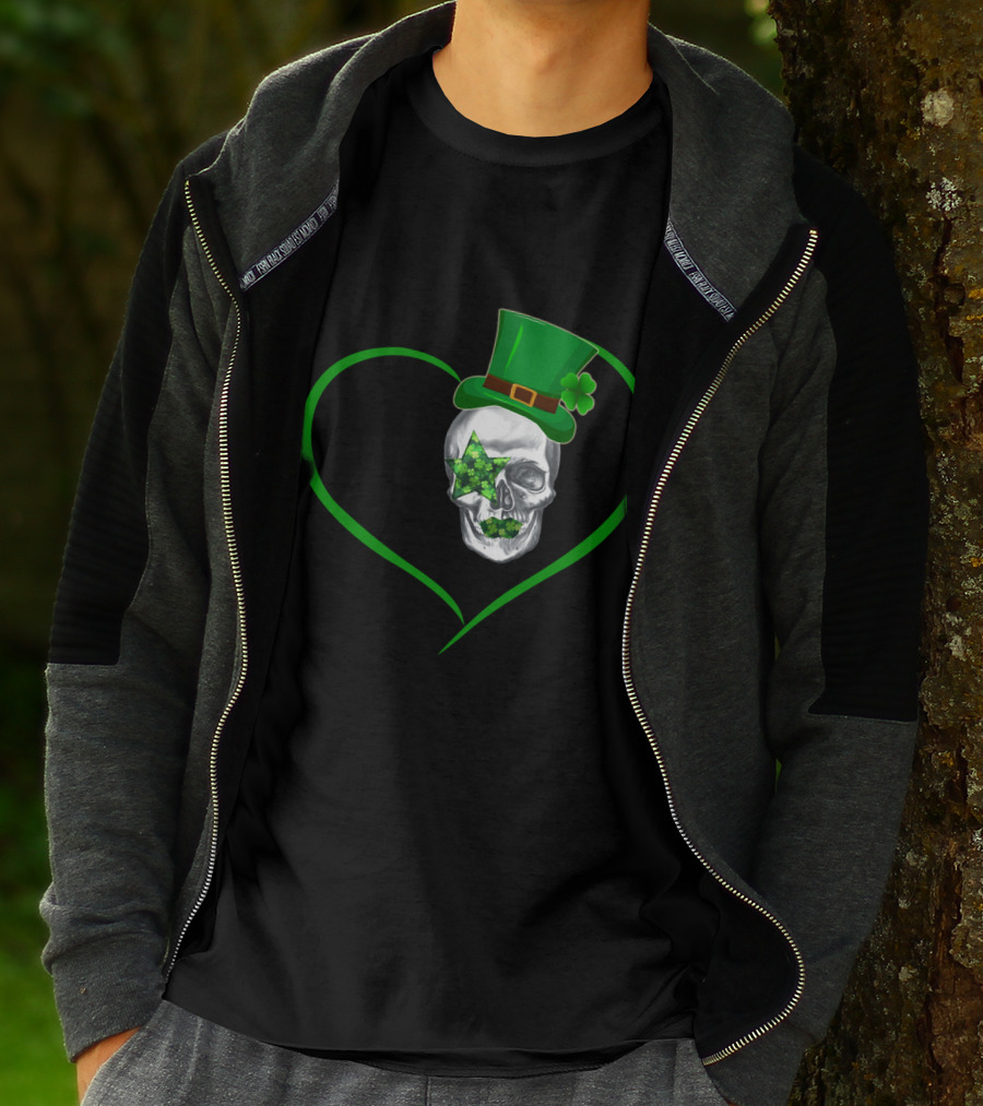 Kiss 02 Skull With Shamrock Star And Green Top Hat Inside Heart Shape T-Shirt