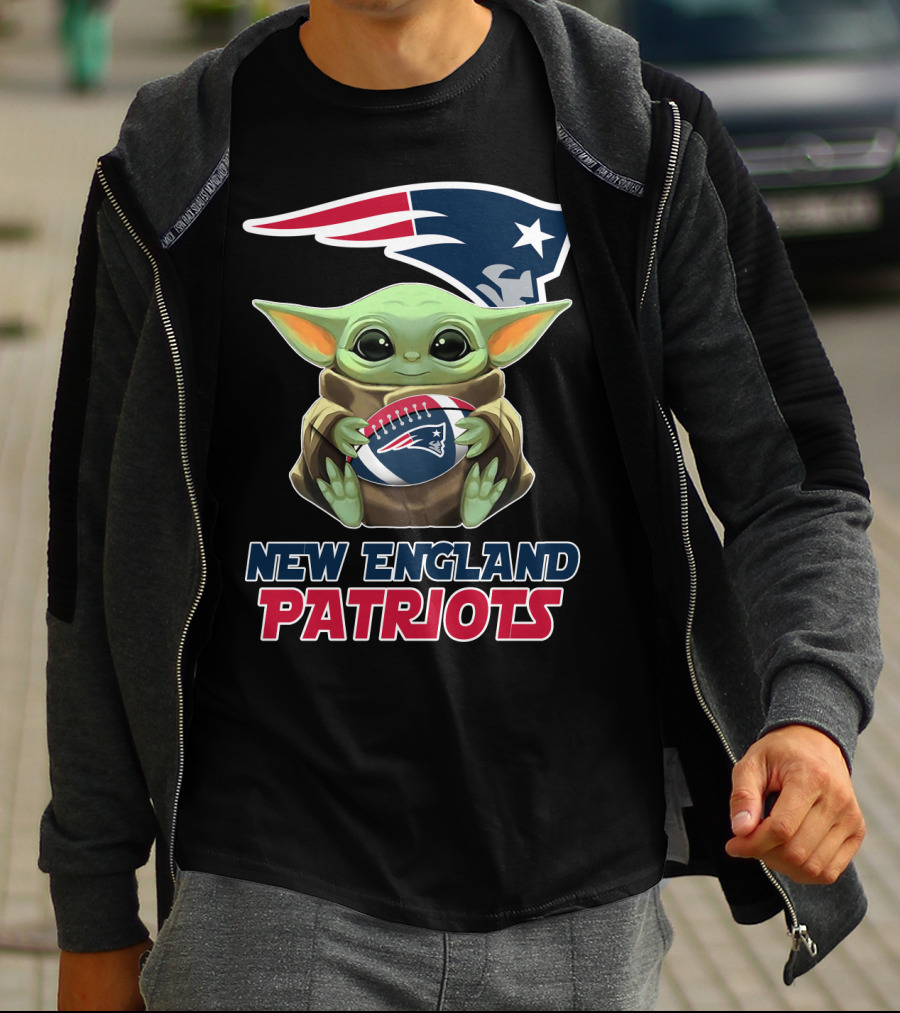 New England Patriots Baby Yoda Football Fan T-Shirt