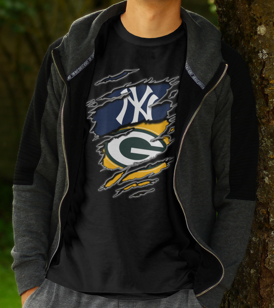 New York Yankees Green Bay Packers Fan Cross-Logo T-Shirt