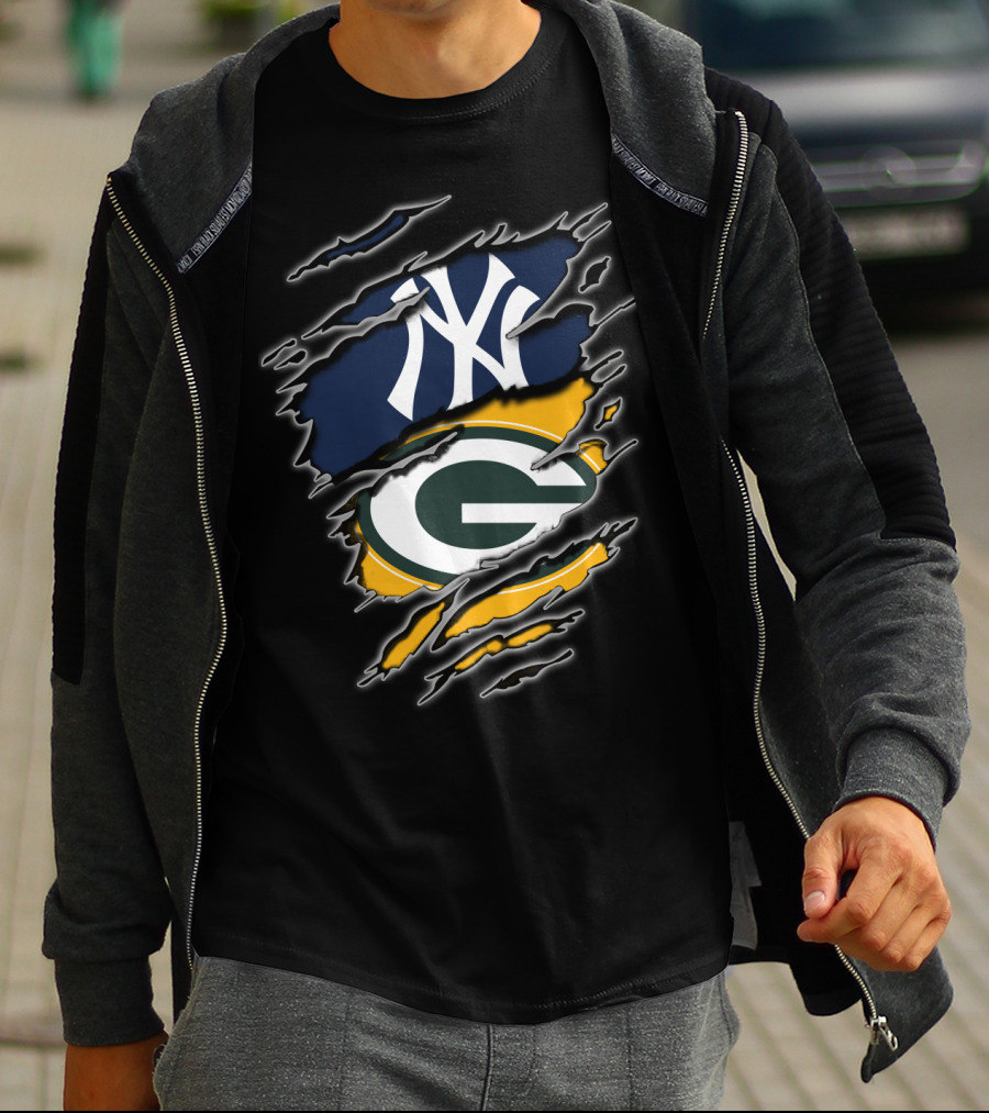 New York Yankees Green Bay Packers Fan Cross-Logo T-Shirt