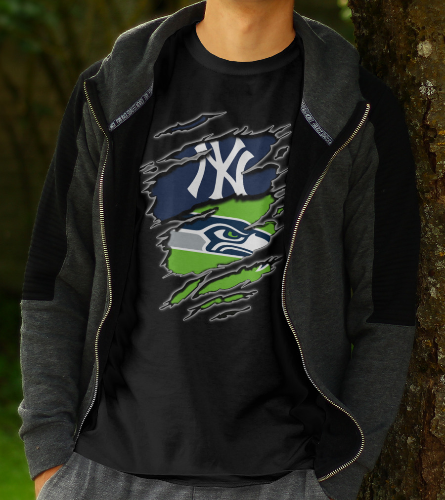 Yankees Seahawks Fan Dual Loyalty T-Shirt