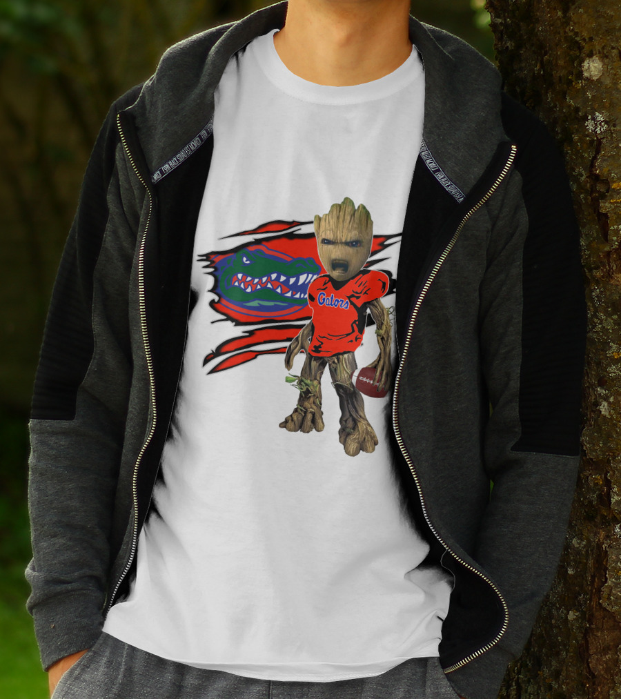 I Am Gators Fan's Football Groot With Alligator T-Shirt