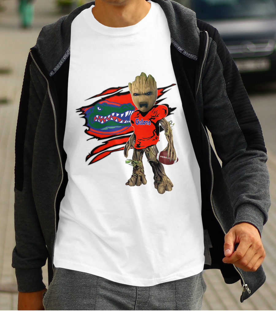 I Am Gators Fan's Football Groot With Alligator T-Shirt