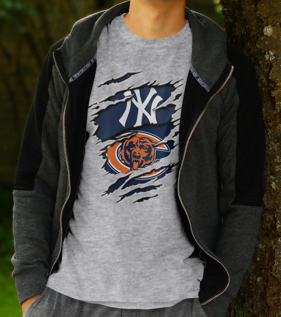 Yankees Logo And Chicago Bears Emblem Combination T-Shirt