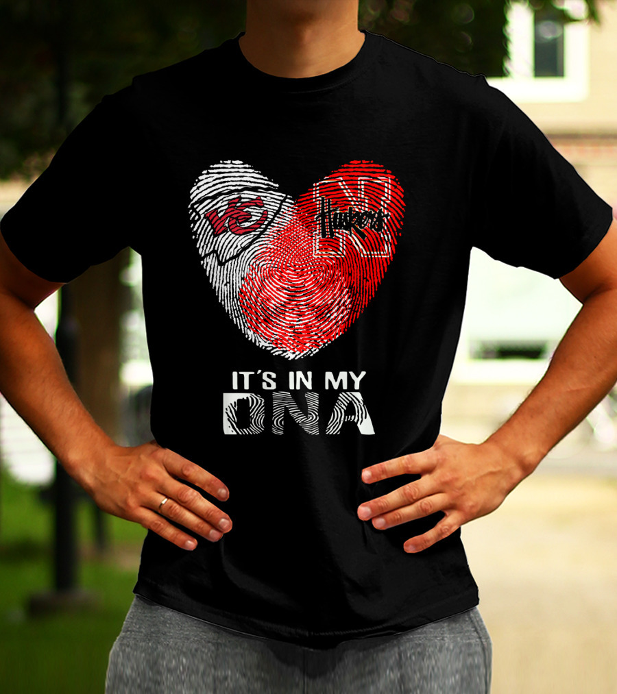 Chiefs Huskers It's In My DNA Fingerprint Heart T-Shirt