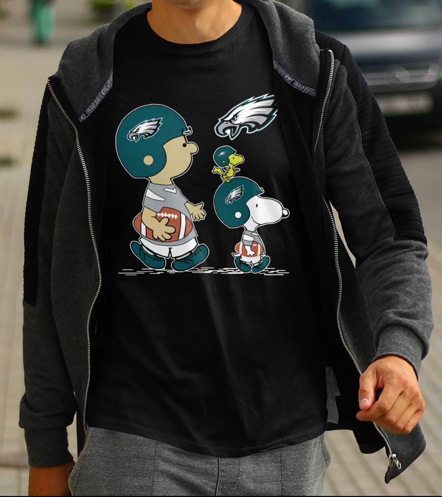 Philadelphia Eagles Snoopy Woodstock Football Helmet Adventure T-Shirt