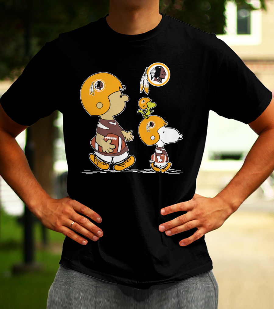 Redskins Snoopy And Woodstock Football Helmets T-Shirt