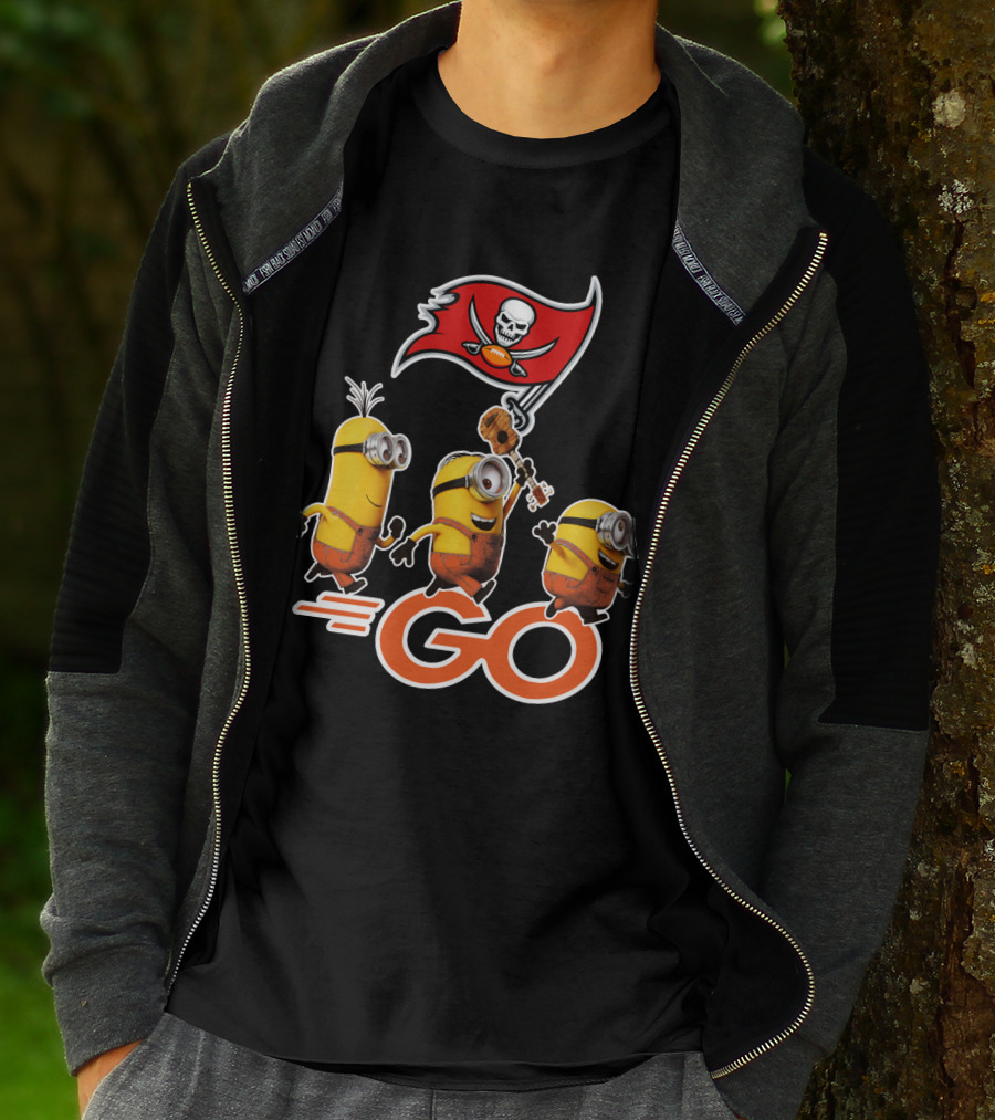 Buccaneers Minions GO Flag Football Skulls T-Shirt