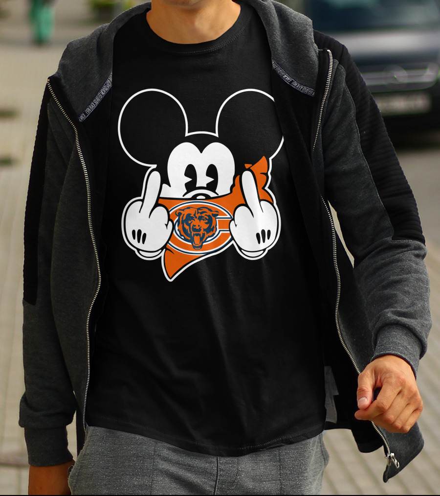 Bears Mickey Chicago Bears Symbol And Gesture T-Shirt