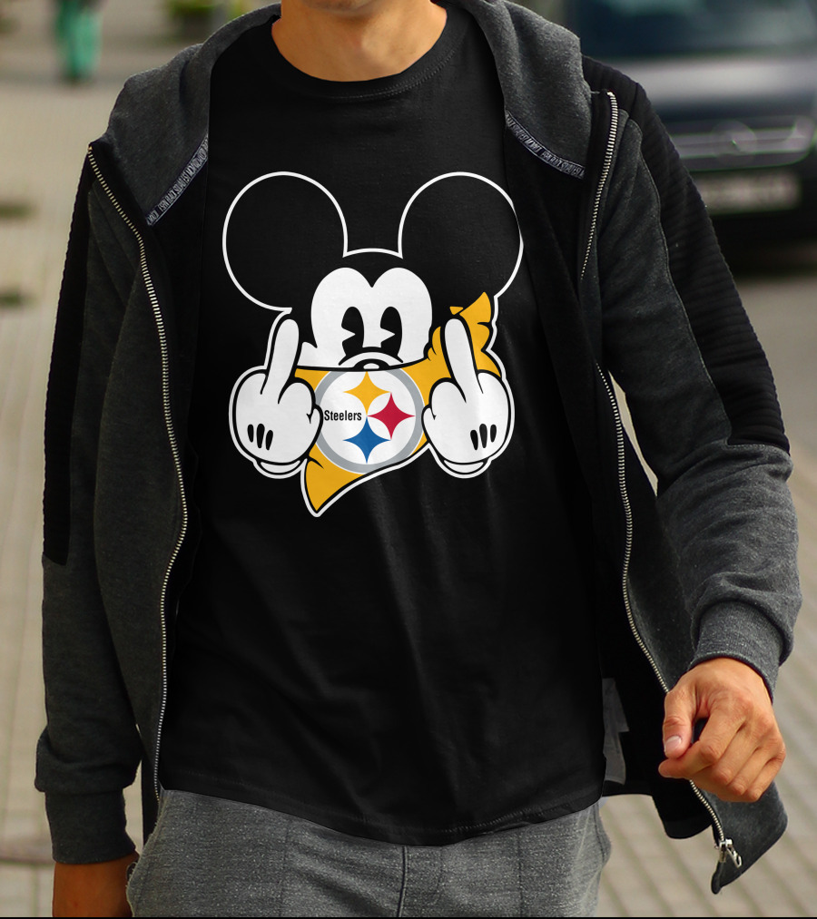 Steelers Logo With Character Giving Middle Finger T-Shirt