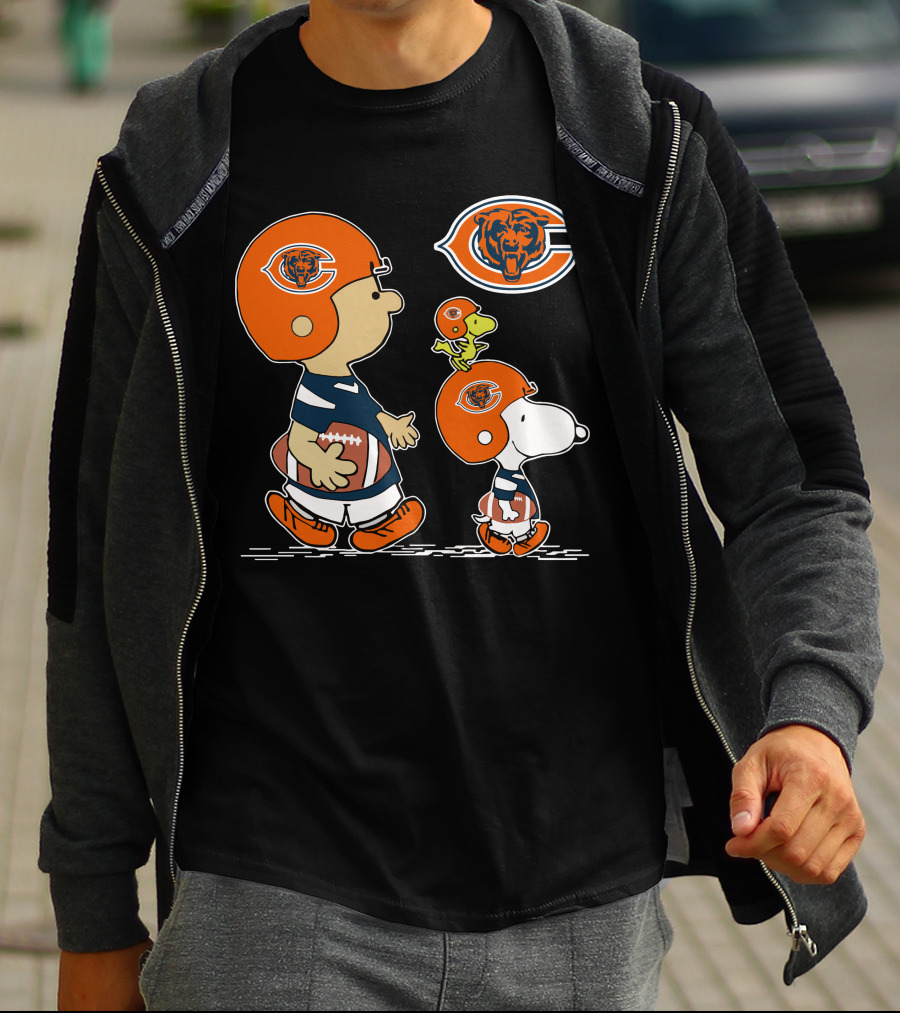 Chicago Bears Snoopy Football Peanuts Characters T-Shirt