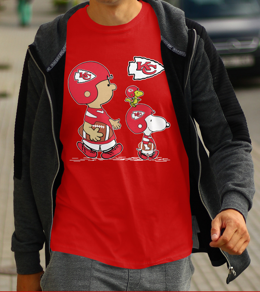 Kansas City Chiefs Snoopy And Woodstock Football Characters T-Shirt
