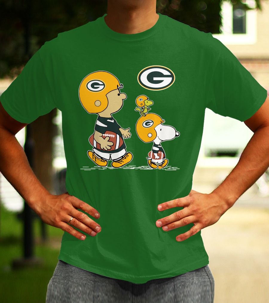 Packers Charlie Brown Snoopy Woodstock Football Helmet T-Shirt