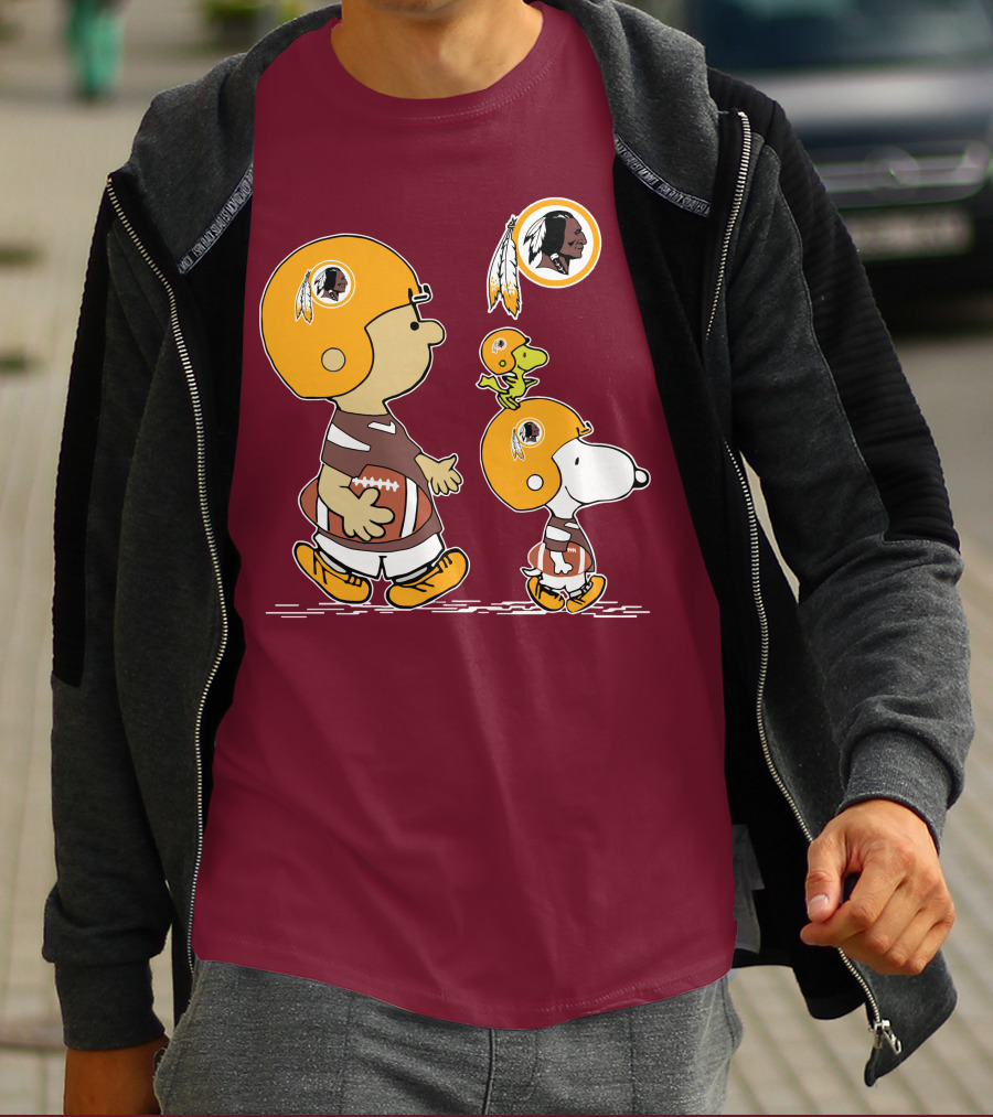 Redskins Snoopy Football Team Helmet Charlie Brown Woodstock T-Shirt