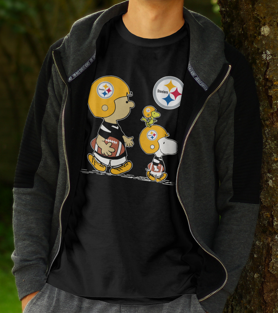 Steelers Snoopy Woodstock Charlie Brown Football Game Day Parade T-Shirt