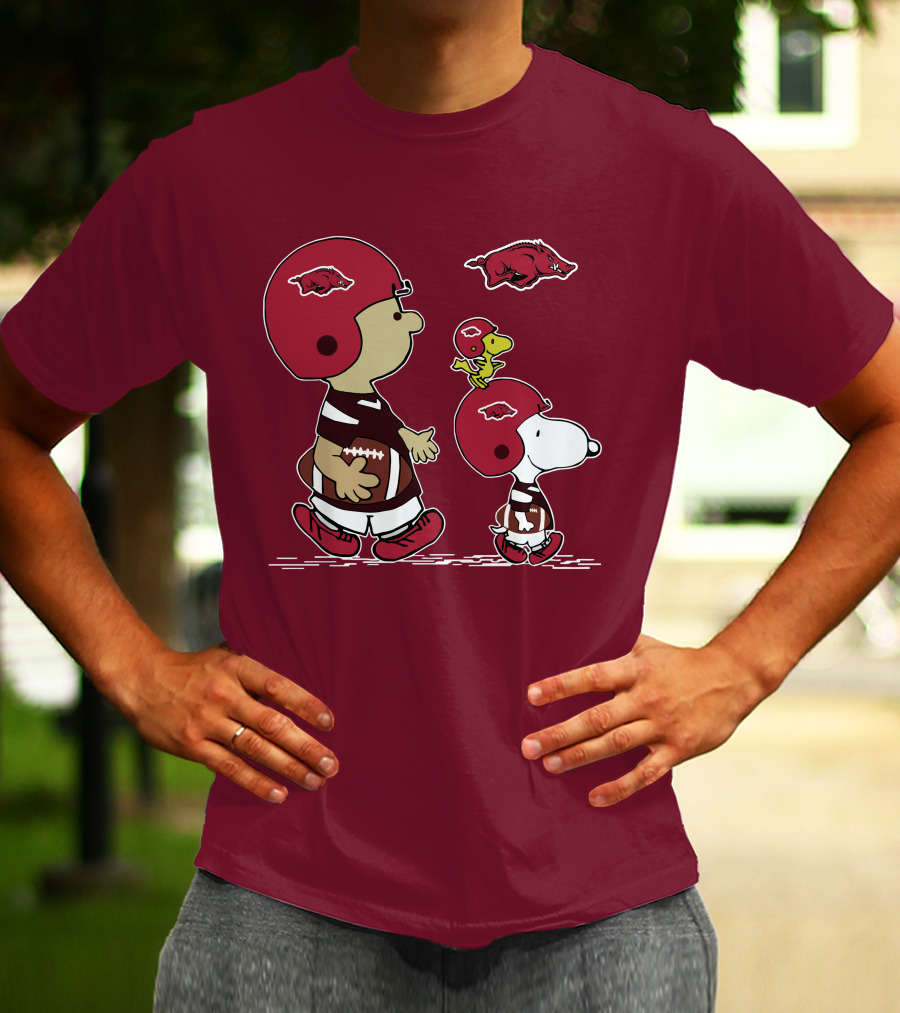 Arkansas Razorbacks Snoopy Football Peanuts Characters With Helmets T-Shirt