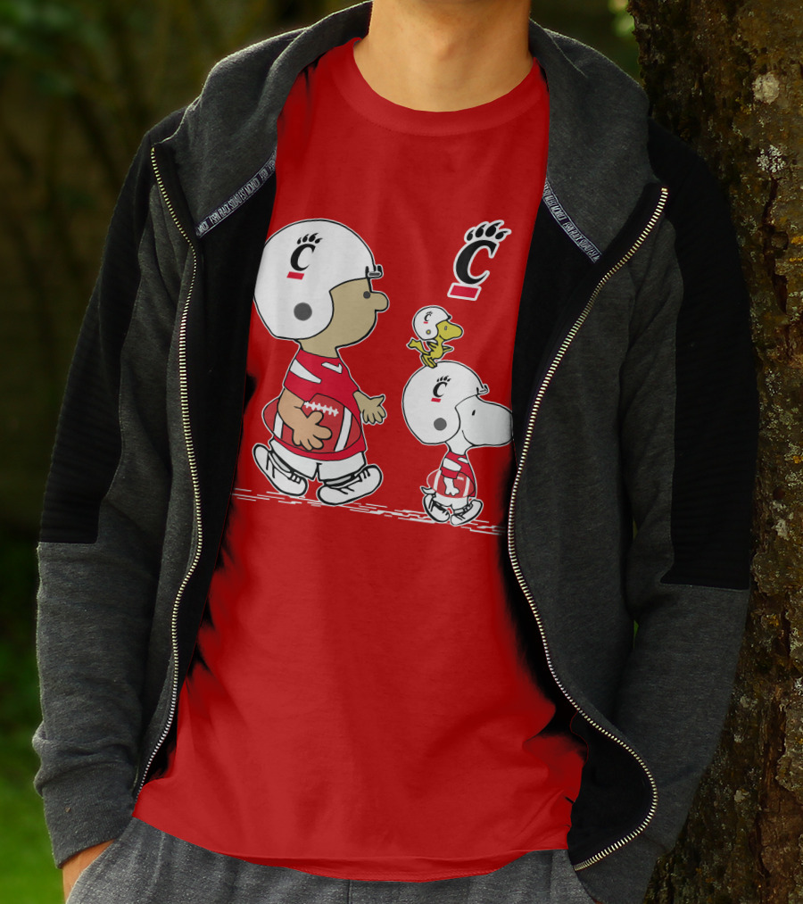 Cincinnati Bearcats Football Snoopy And Woodstock Game Day T-Shirt