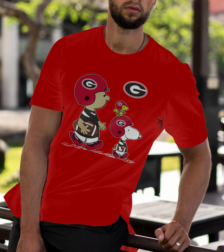 Georgia Bulldogs Snoopy And Woodstock Football Helmets T-Shirt