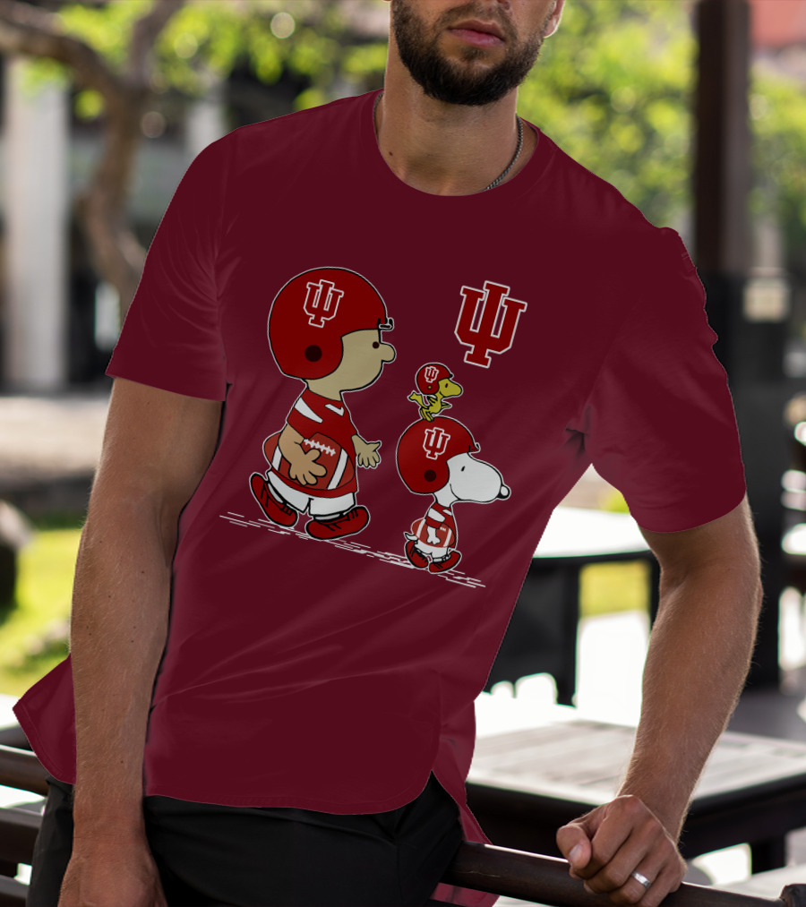 Indiana Hoosiers Snoopy And Woodstock Football Players T-Shirt