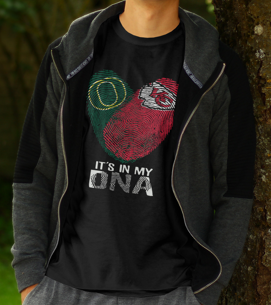 Oregon Ducks Kansas City Chiefs Fingerprint It's In My DNA T-Shirt