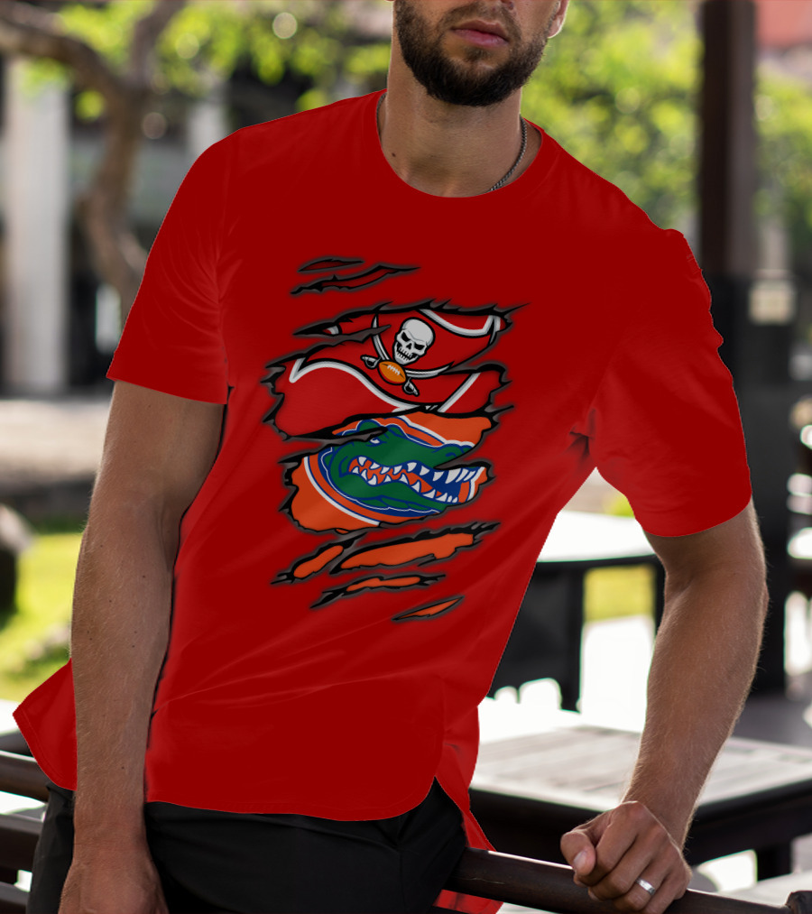 Buccaneers Gators Skull Football And Alligator Dual Logo Burst T-Shirt