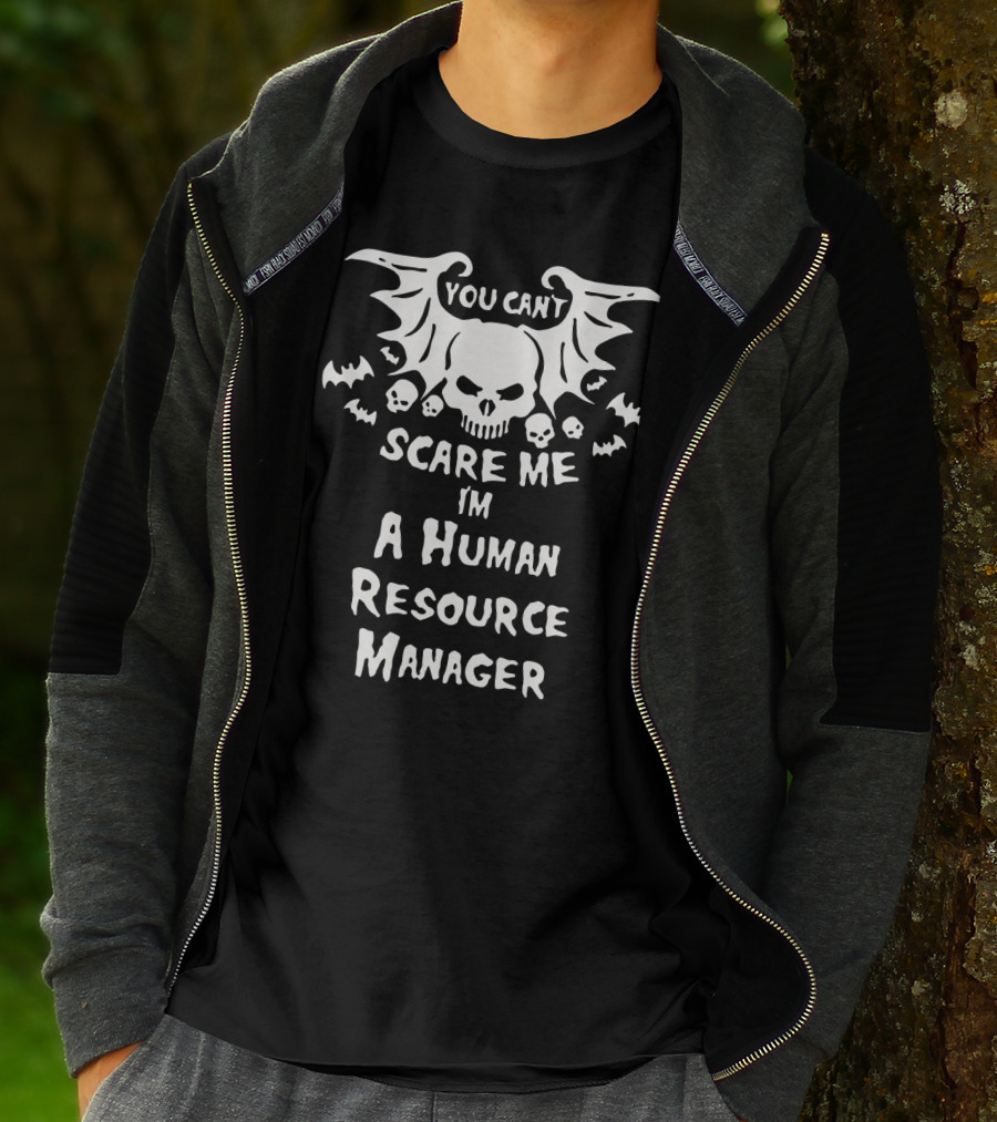 You Can't Scare Me I'm A Human Resource Manager Halloween Skulls And Bats T-Shirt