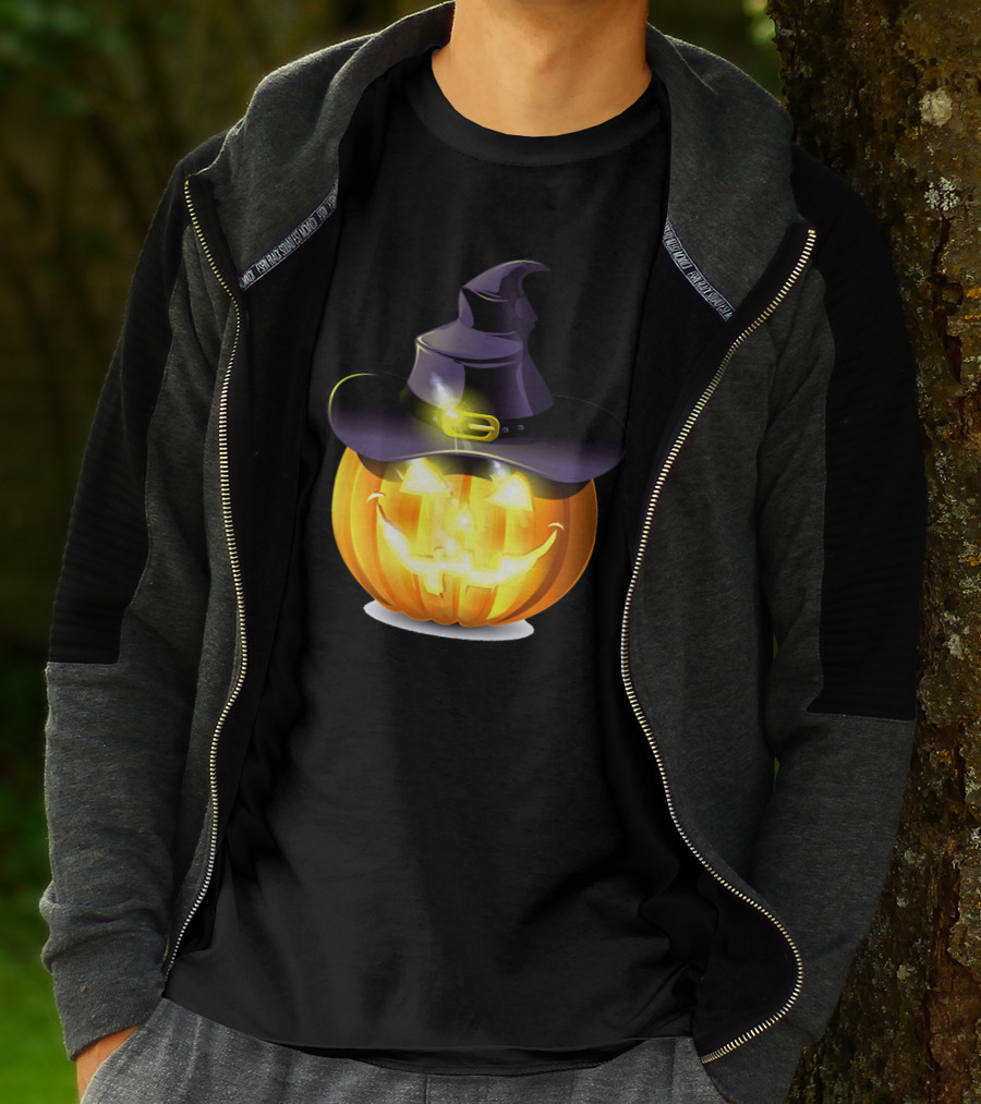 Halloween Pumpkin With Witch Hat And Glowing Smile T-Shirt