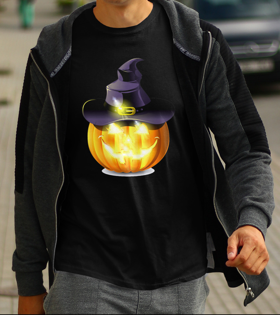 Halloween Pumpkin With Witch Hat And Glowing Smile T-Shirt