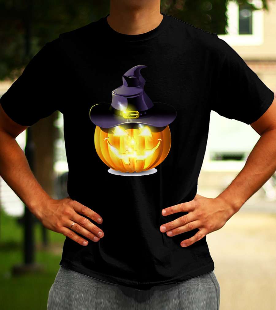 Halloween Pumpkin With Witch Hat And Glowing Smile T-Shirt