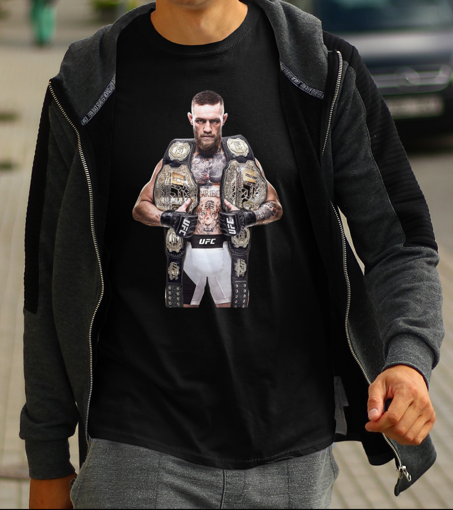 Conor McGregor Double UFC Champion EA Sports UFC 3 Cover UFC 196 Victory T-Shirt