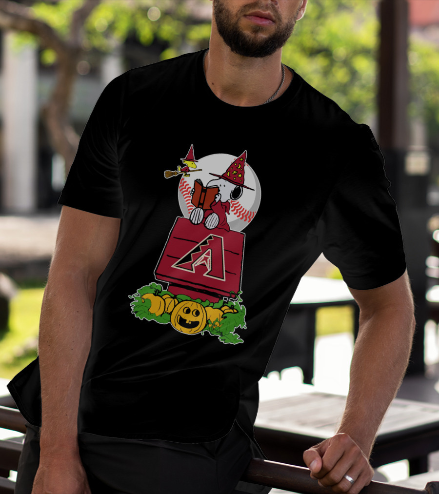 Snoopy Halloween Arizona Diamondbacks Pumpkin Scene T-Shirt