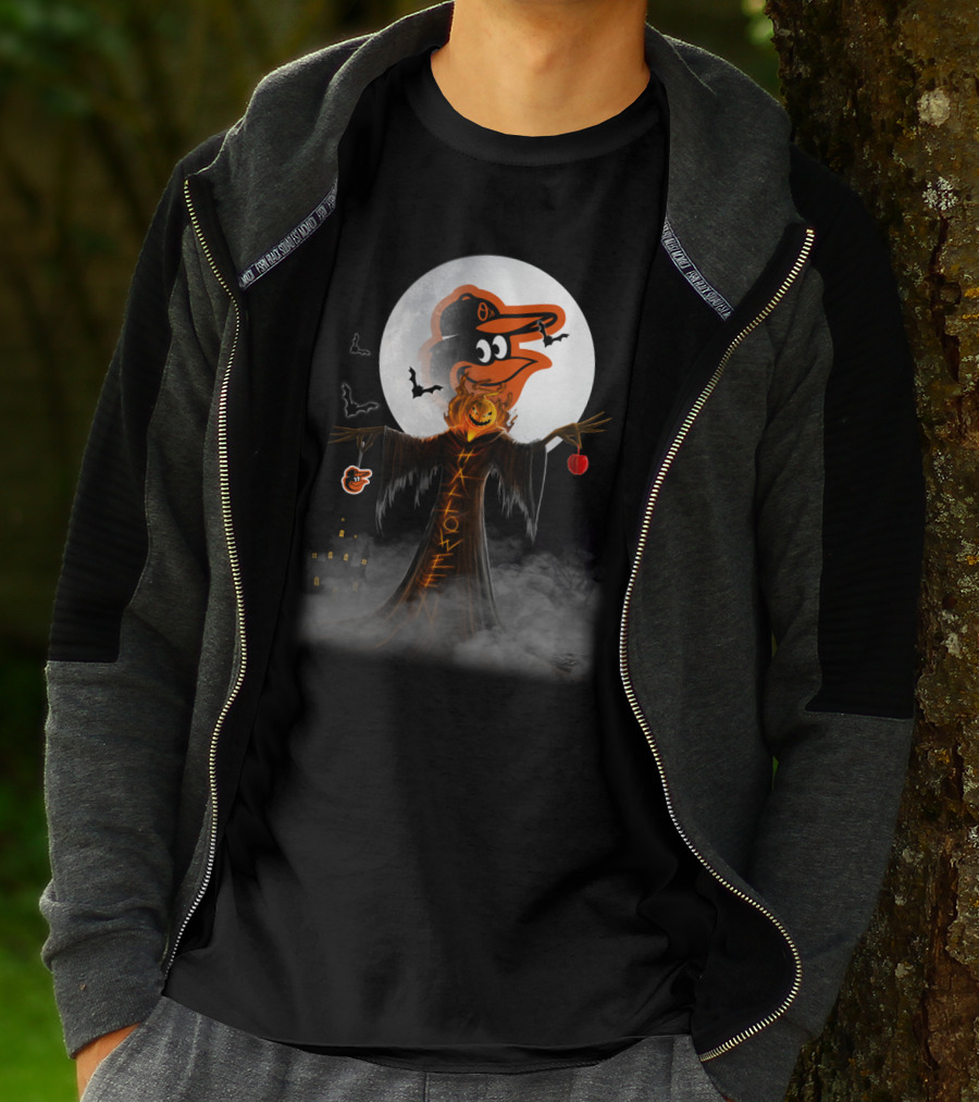 Halloween Baltimore Orioles Spooky Full Moon Scarecrow With Bats T-Shirt
