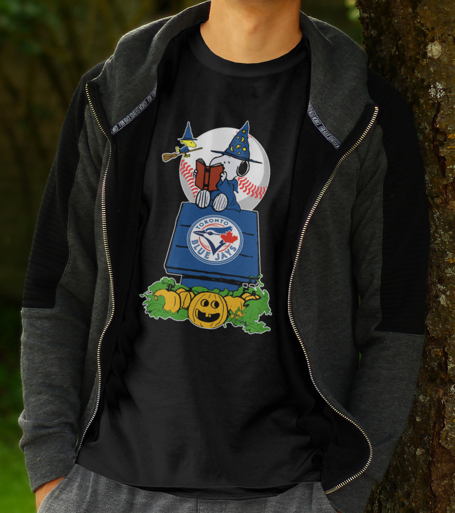 Toronto Blue Jays Halloween Peanuts Snoopy Witch Pumpkin T-Shirt