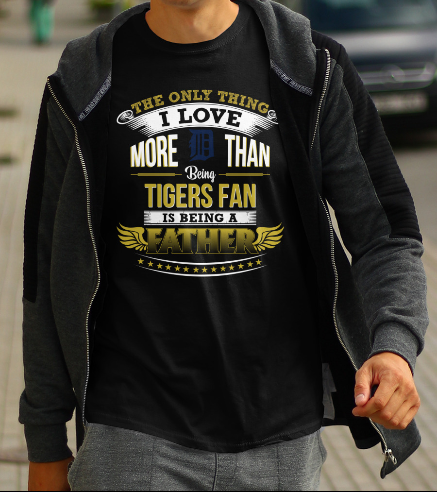 Detroit Tigers Fan Fatherhood Celebration With Iconic T-Shirt