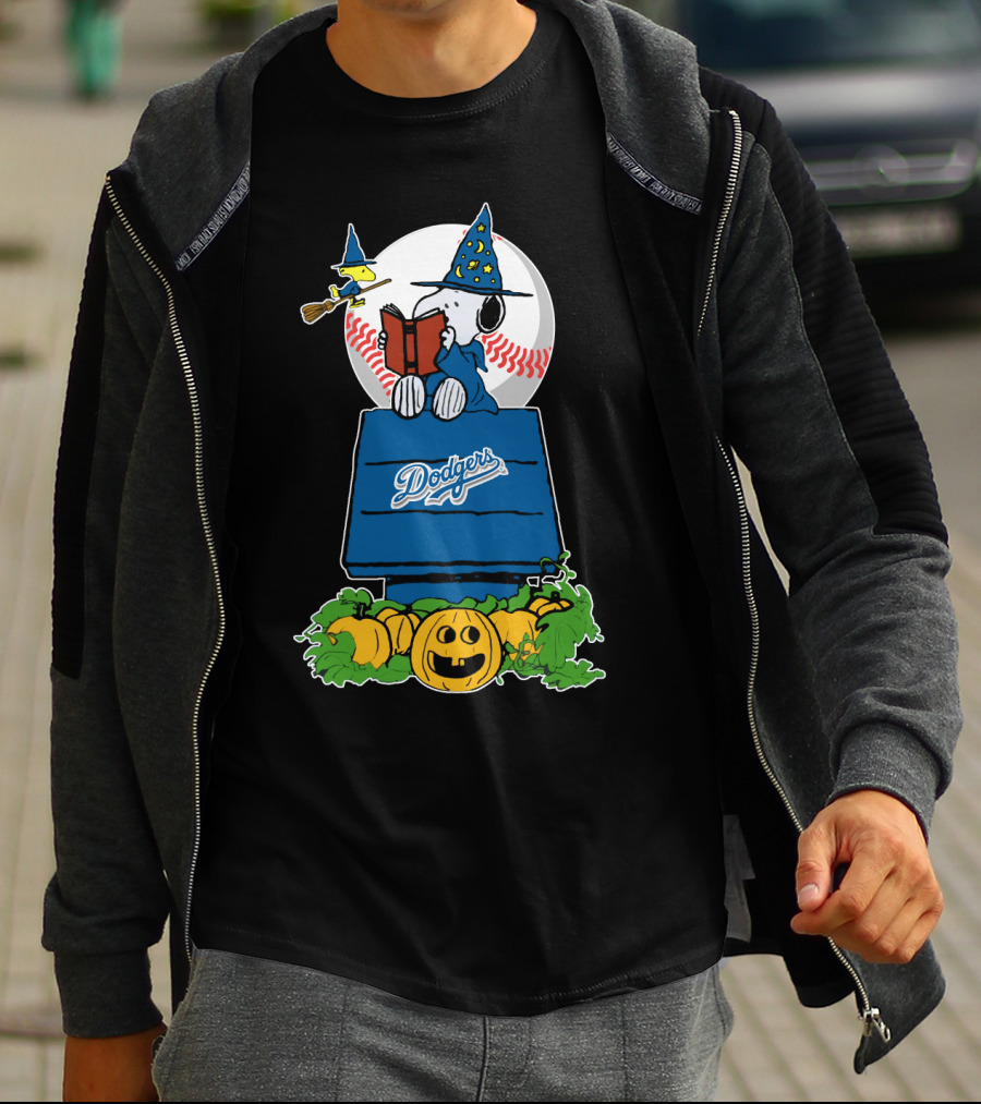 Halloween Dodgers Snoopy Wizard With Woodstock And Pumpkins T-Shirt